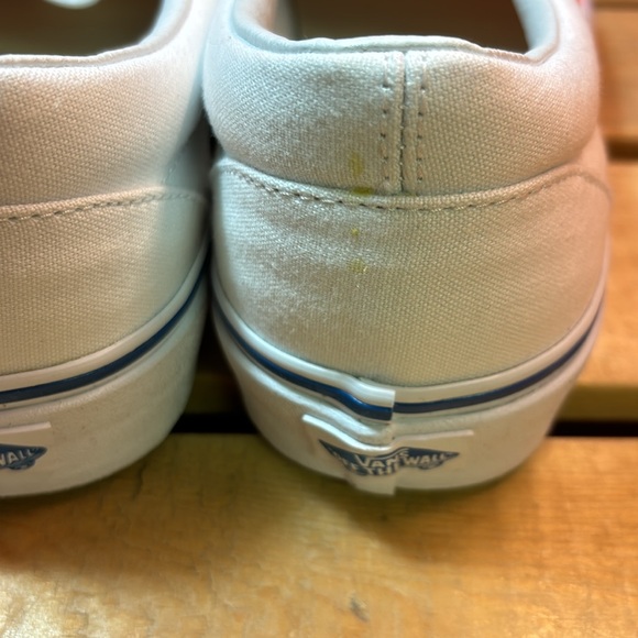 Vans Men's Classic Slip-On (Rainbow) True White - Picture 6 of 9